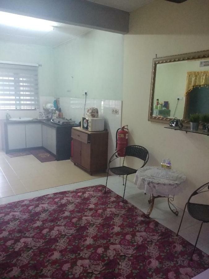 Singgahan Keluarga Jitu Jitra Ngoại thất bức ảnh